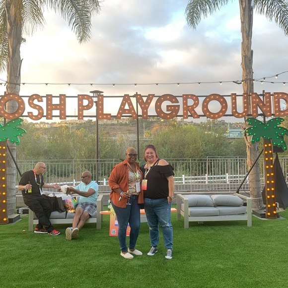 Meet your Posher, Celeste - Picture 8 of 16